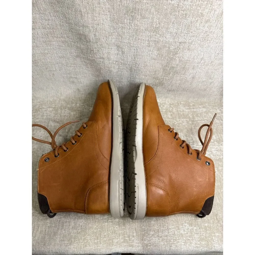 Toms men hilside
